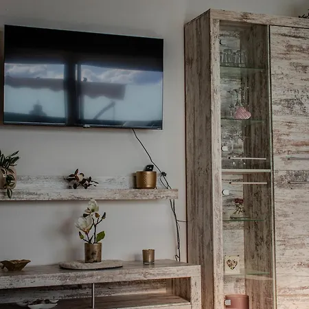 In Mit Sued-terrasse *