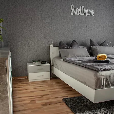 In Mit Sued-terrasse *